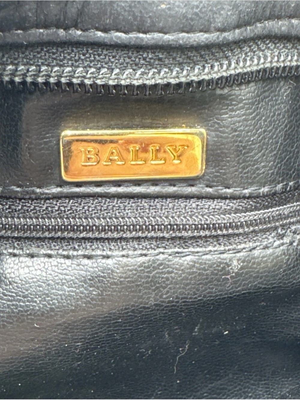Bally Vintage Black Quilted Leather Shoulder Bag with Gold Chain/Accents EUC - Picture 14 of 16